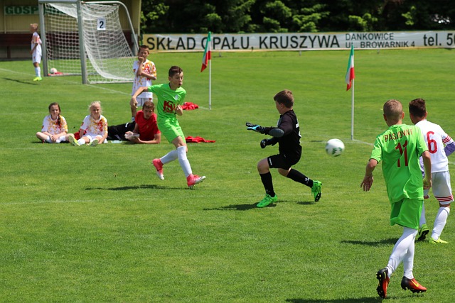 球背后都是 球背后都是